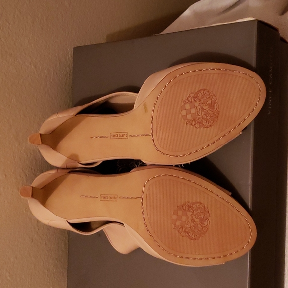 Ladies Shoes Vince Caputo size 10 heels 4in - Picture 2 of 4